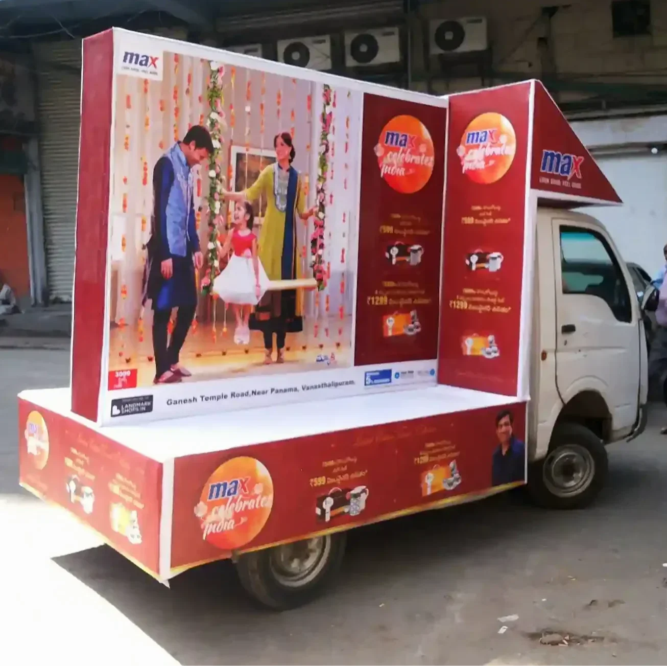 Mobile Vans Advertising