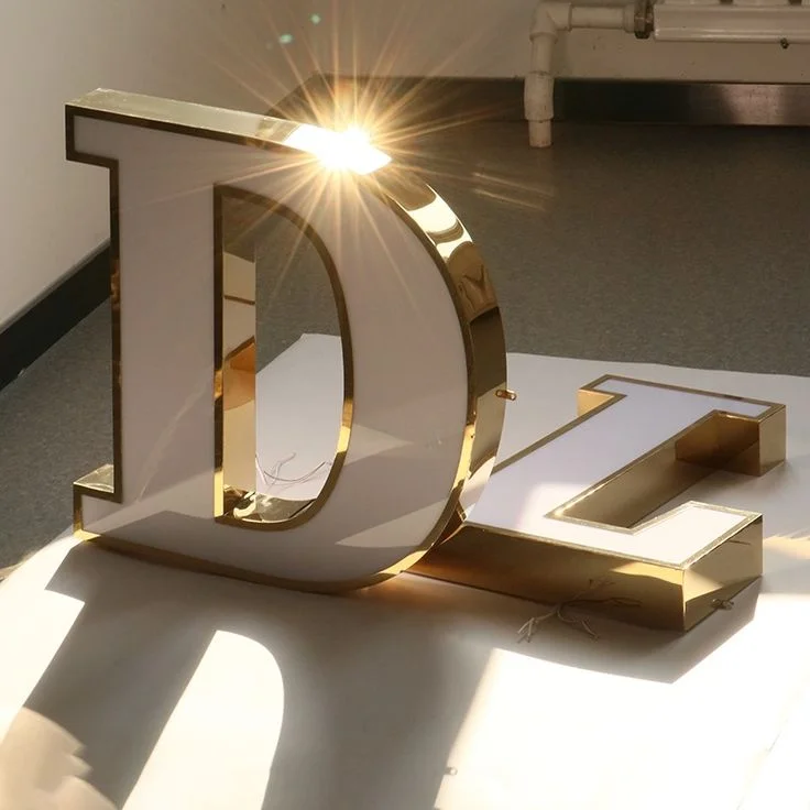 Trim Cap Letter Advertising